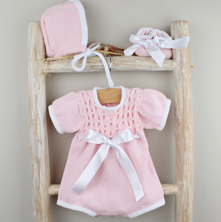 Baby knitted set in pink